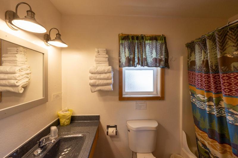 Double Room with Mountain View image 4