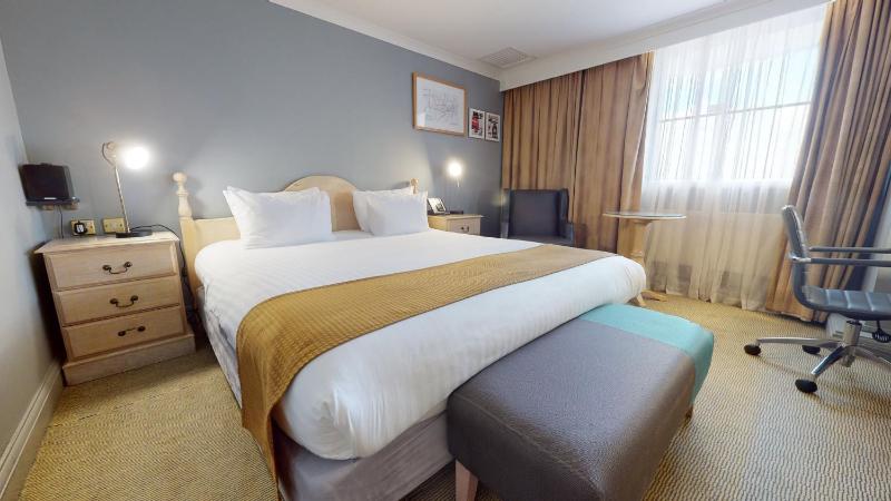 King Suite with Living Area image 2