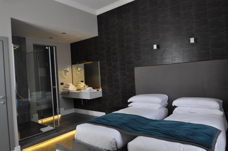 Suite image 3