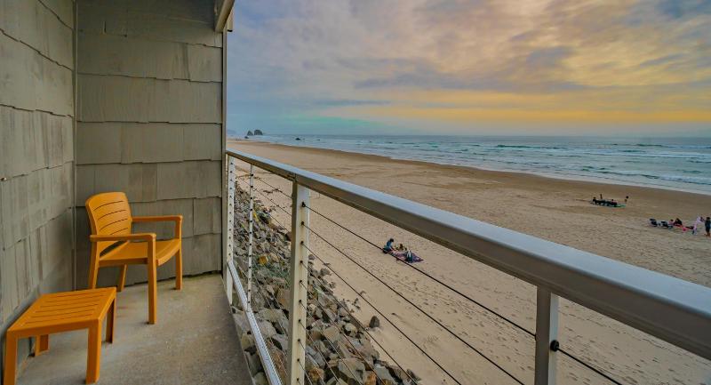 Suite with Sea View image 2