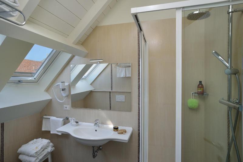 Superior Double or Twin Room image 2