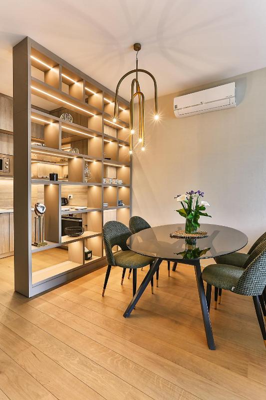 Royal Residence Apartment - image 8