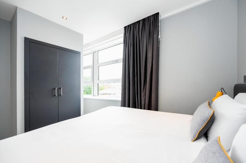 One-Bedroom Apartment (Open Plan 4 adults) image 3