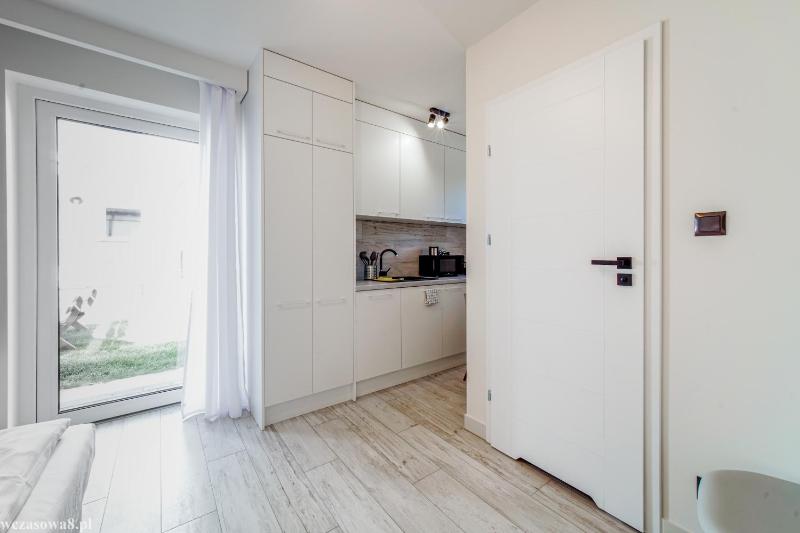 Wczasowa 8 Apartments - image 10