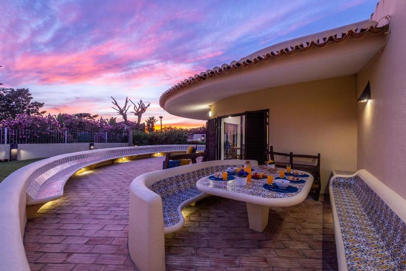Villa Crisandra - com piscina aquecível em Albufeira - image 35
