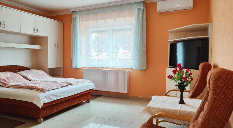 Gloria Apartman - image 10