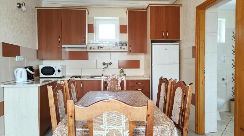 Gloria Apartman - image 9
