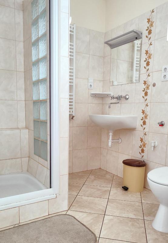 Gloria Apartman - image 28