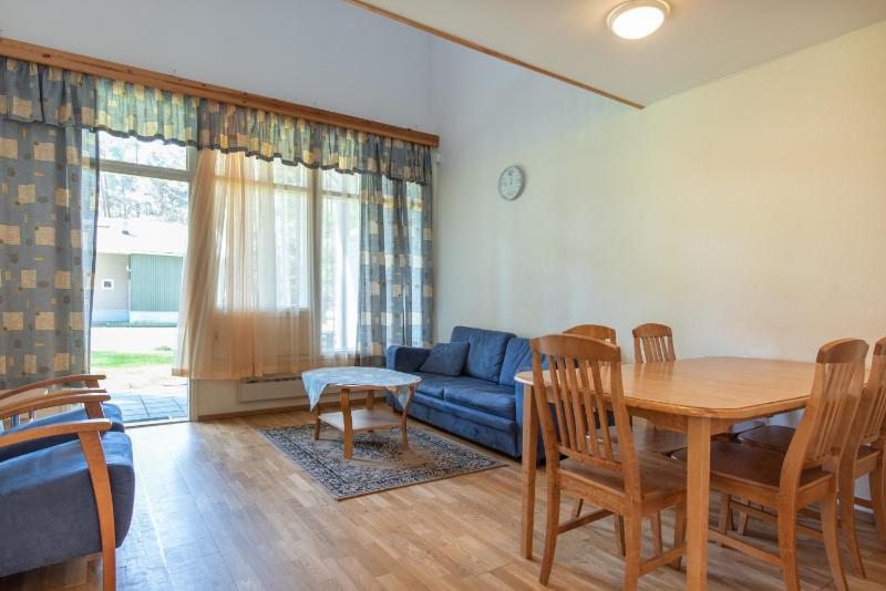 Three-Bedroom Apartment with Terrace image 1
