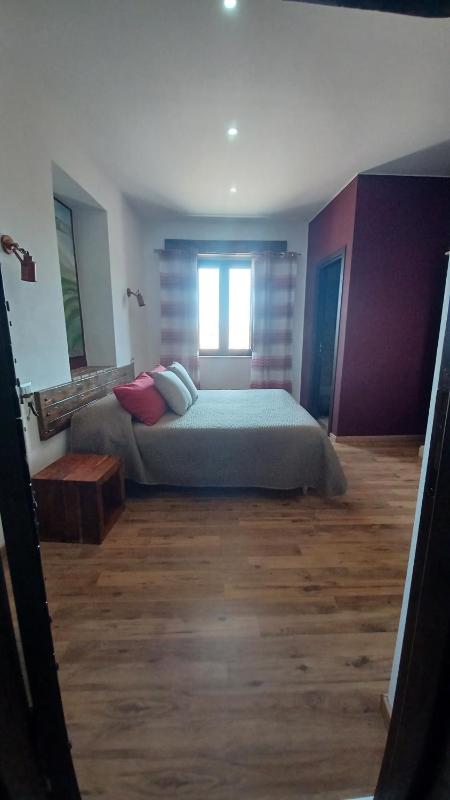 Double Room image 4