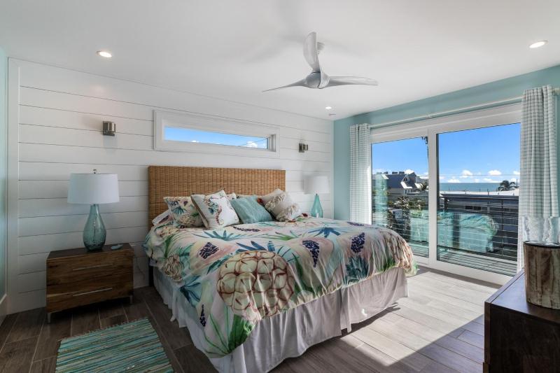Surf-Side Beach House - image 5