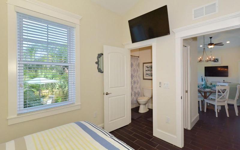 Seahorse Beach House managed by Beach Retreats - image 2