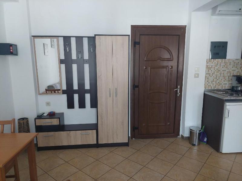 One-Bedroom Apartment (2 - 4 Adults) image 1