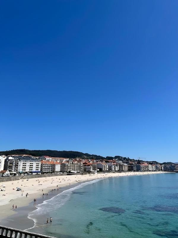 Piso en Sanxenxo primera línea de la playa de Silgar - image 7