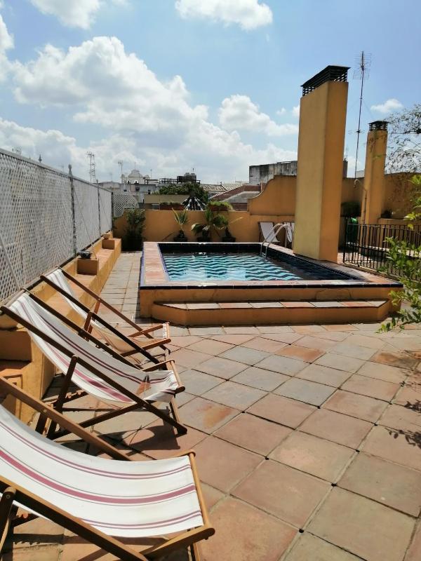 Tourist House Trajano Terraza-Piscina - image 1