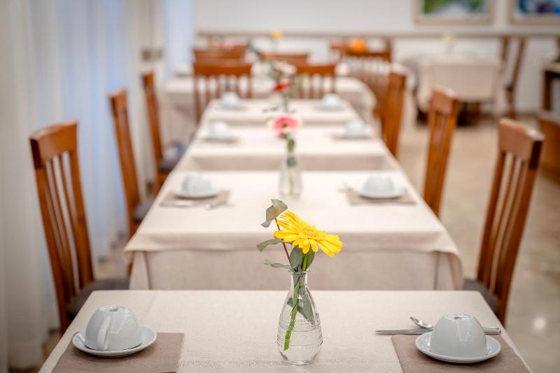 Hotel Etna - image 3