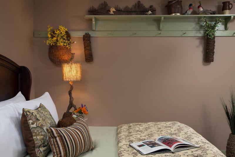 King Room image 3
