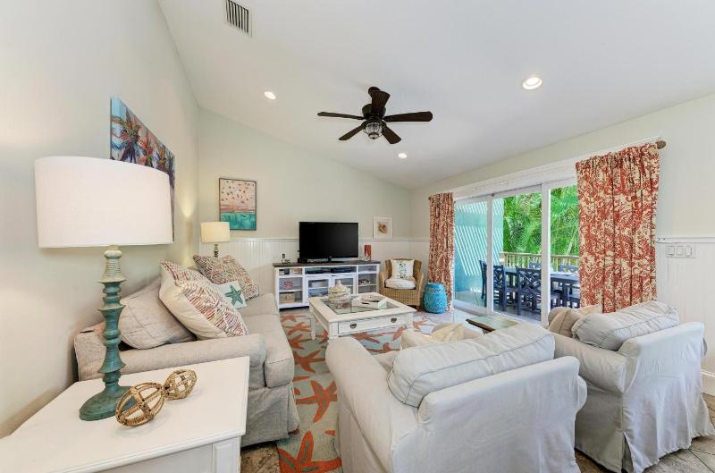 Caribbean Surf managed by Beach Retreats - image 4