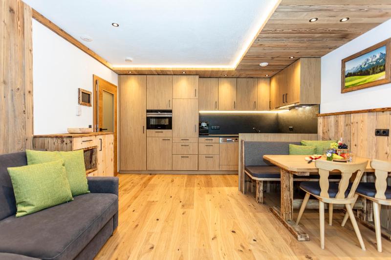 One-Bedroom Apartment image 1