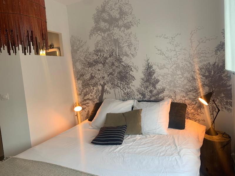 Deluxe Double Room image 1