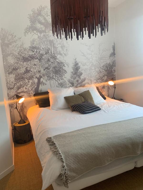 Deluxe Double Room image 2