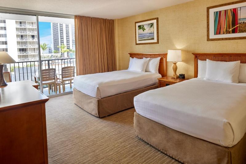 Room with City View image 4