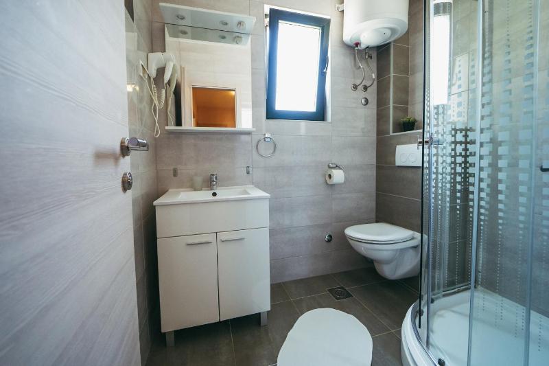 Family-friendly apartments with swimming pool Promajna Makarska - 6849 - image 24