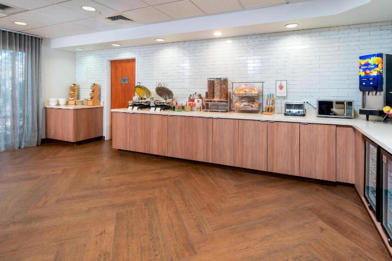 Fairfield Inn & Suites by Marriott Bend Downtown - image 18