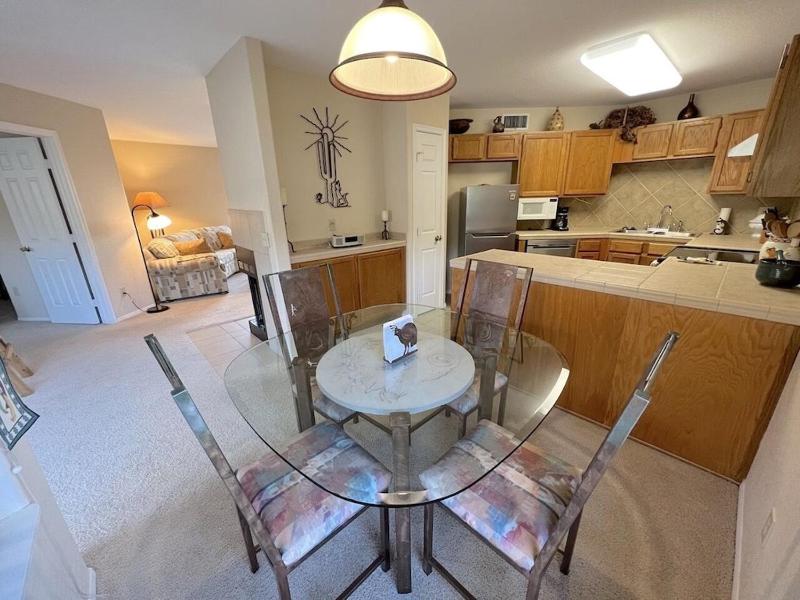 STUNNING Views of Ventana Canyon Mountains AND City Lights! - image 22