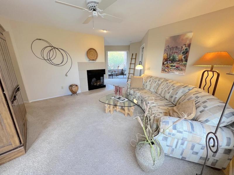 STUNNING Views of Ventana Canyon Mountains AND City Lights! - image 49