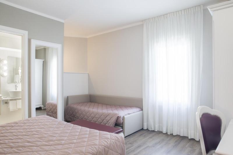 Hotel Degli Oleandri - image 6