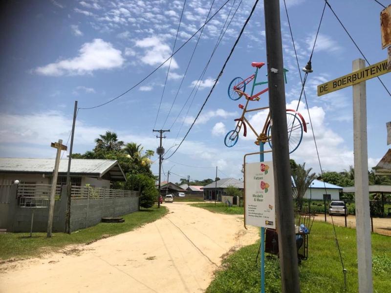 Unu Pikin Guesthouse - image 6