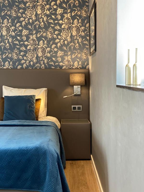 Comfort Room with Garden View image 2