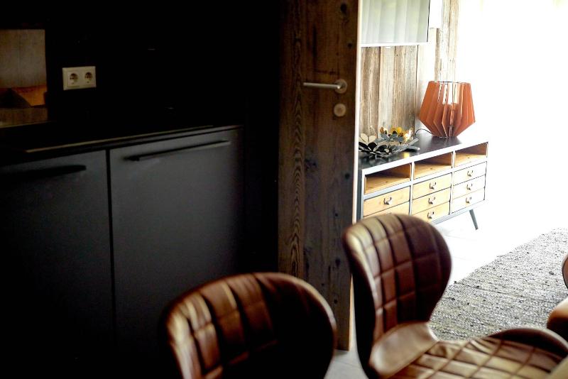 Large Design Two-Bedroom Apartment image 3
