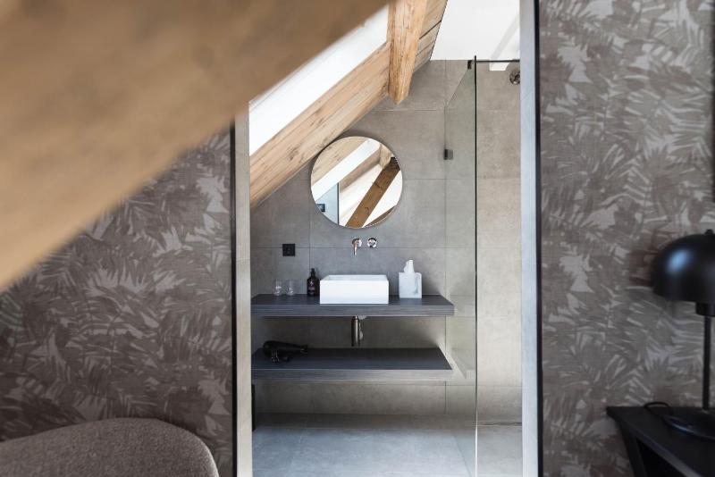 Standard Double Room image 1