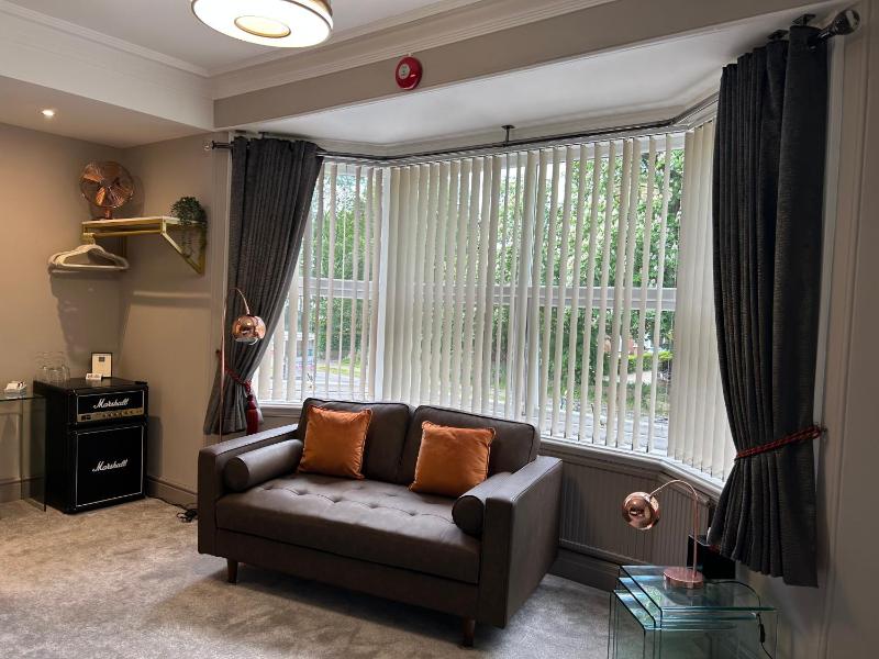 Superior Deluxe Double or Twin Room  image 1