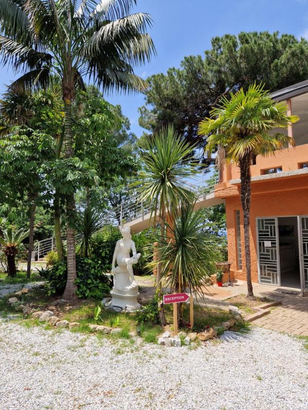 Hotel Calysea Tropea - Breakfast & Brunch Until 13-00 Included - Free Private Parking - image 6