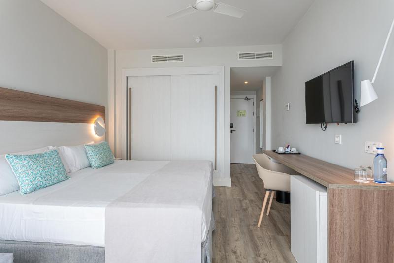 Superior Room image 4