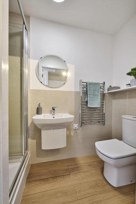 Upperton Road Apartments in Leicester - image 14