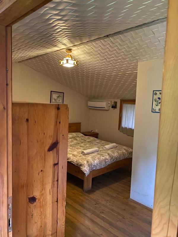 Superior Bungalow image 1