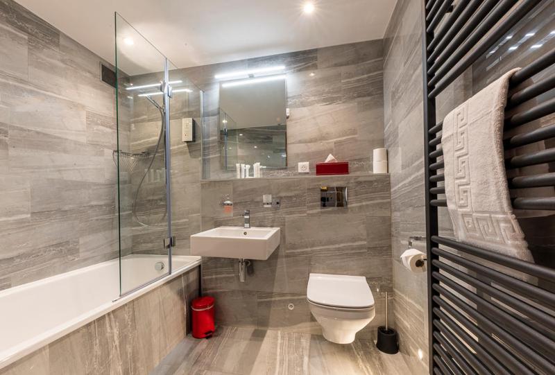 Classic Double or Twin Room Plus image 4