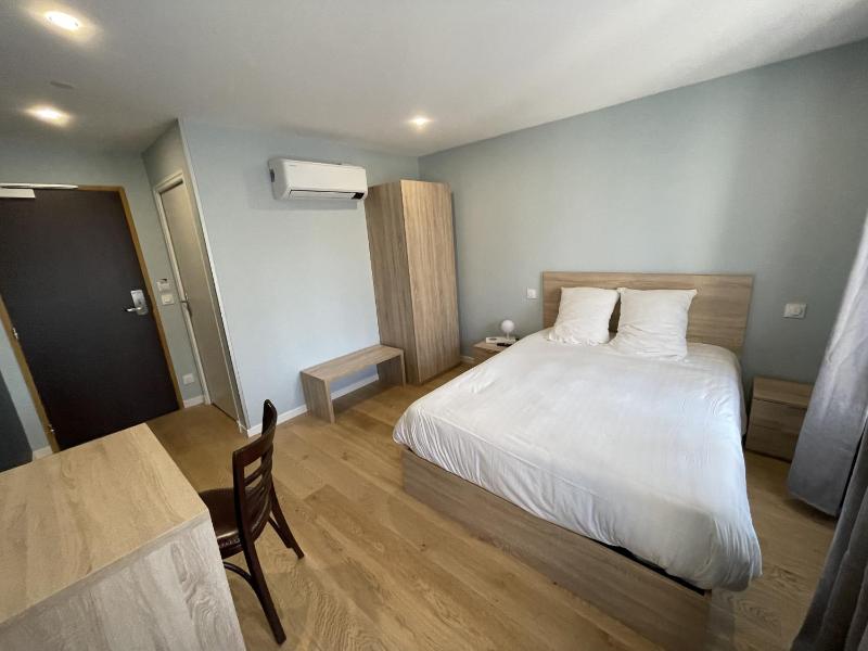 Superior Double Room image 1