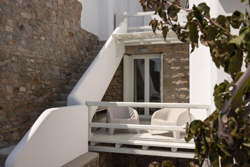 Maisonette with Sea View image 3