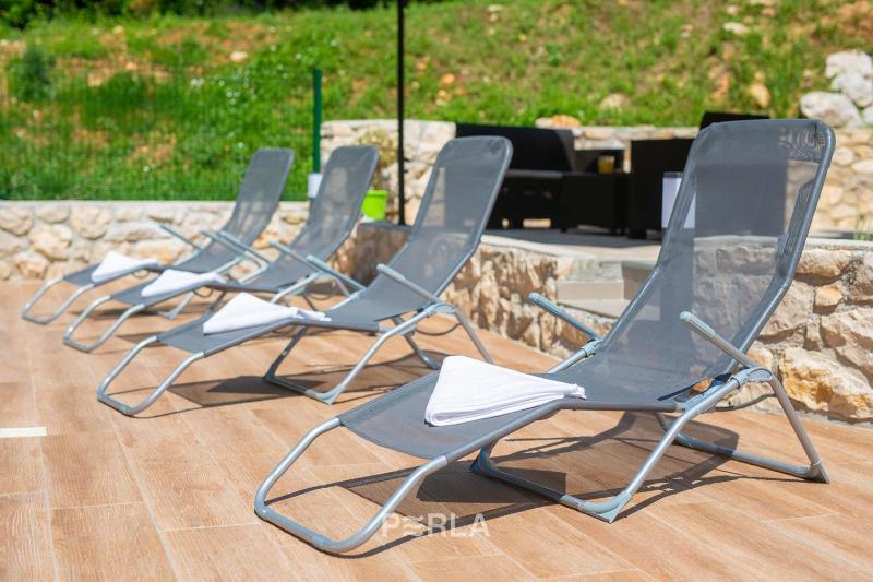 Cozy holiday house CAPREE with pool in a quiet location near the beach Rabac - image 48