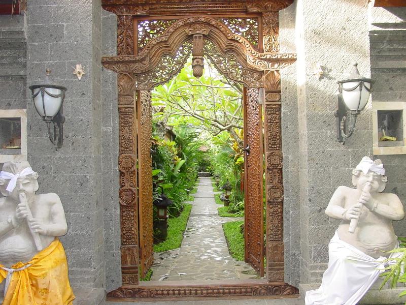 Putu Bali Villa & Spa - image 21