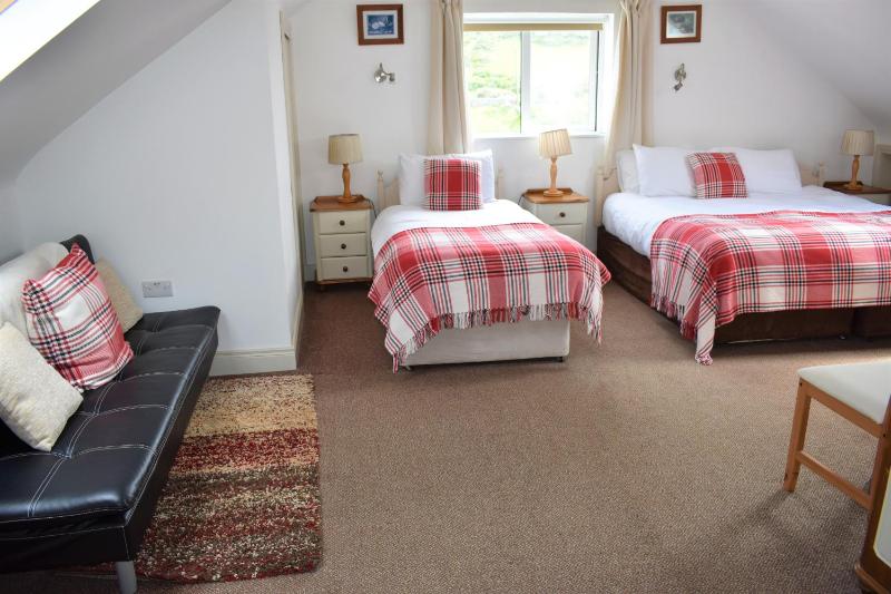 Double or Twin Room image 2