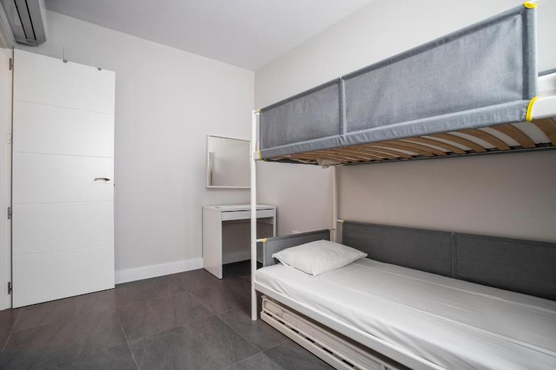 Beach Tapas apartment by Costarentals - Ref 182 - image 14