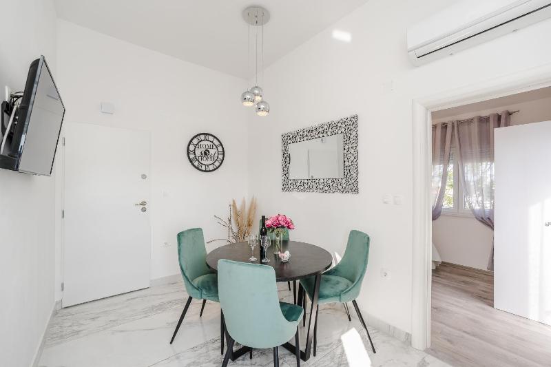 Apartments Marina - image 6