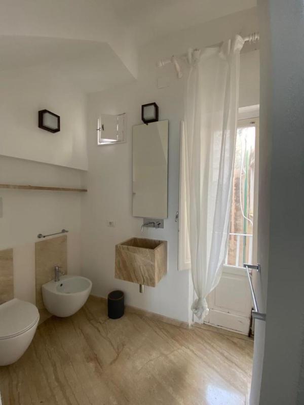 Apartment with Terrace and Sea View - Split Level image 3