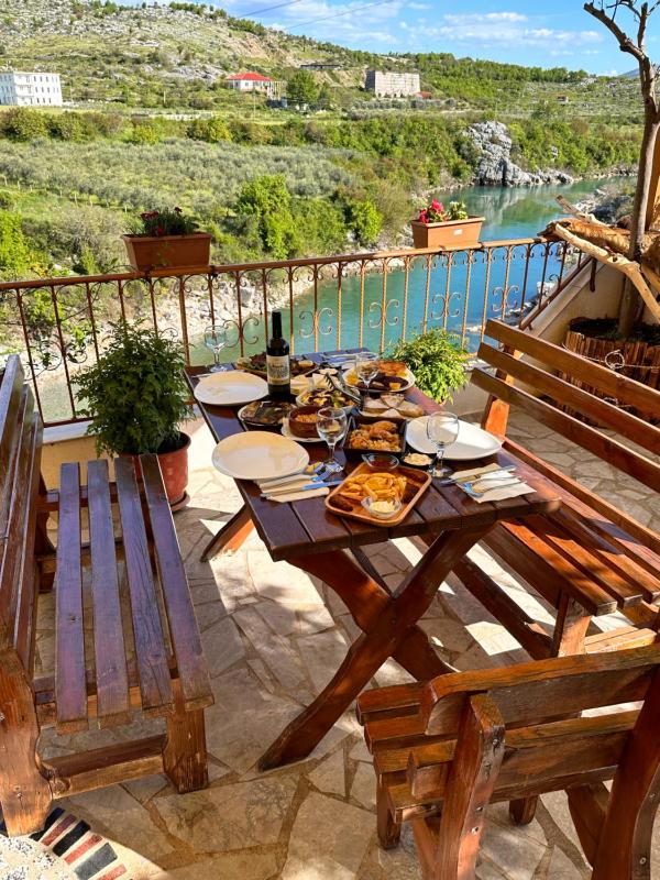 Hotel Kalaja - image 7